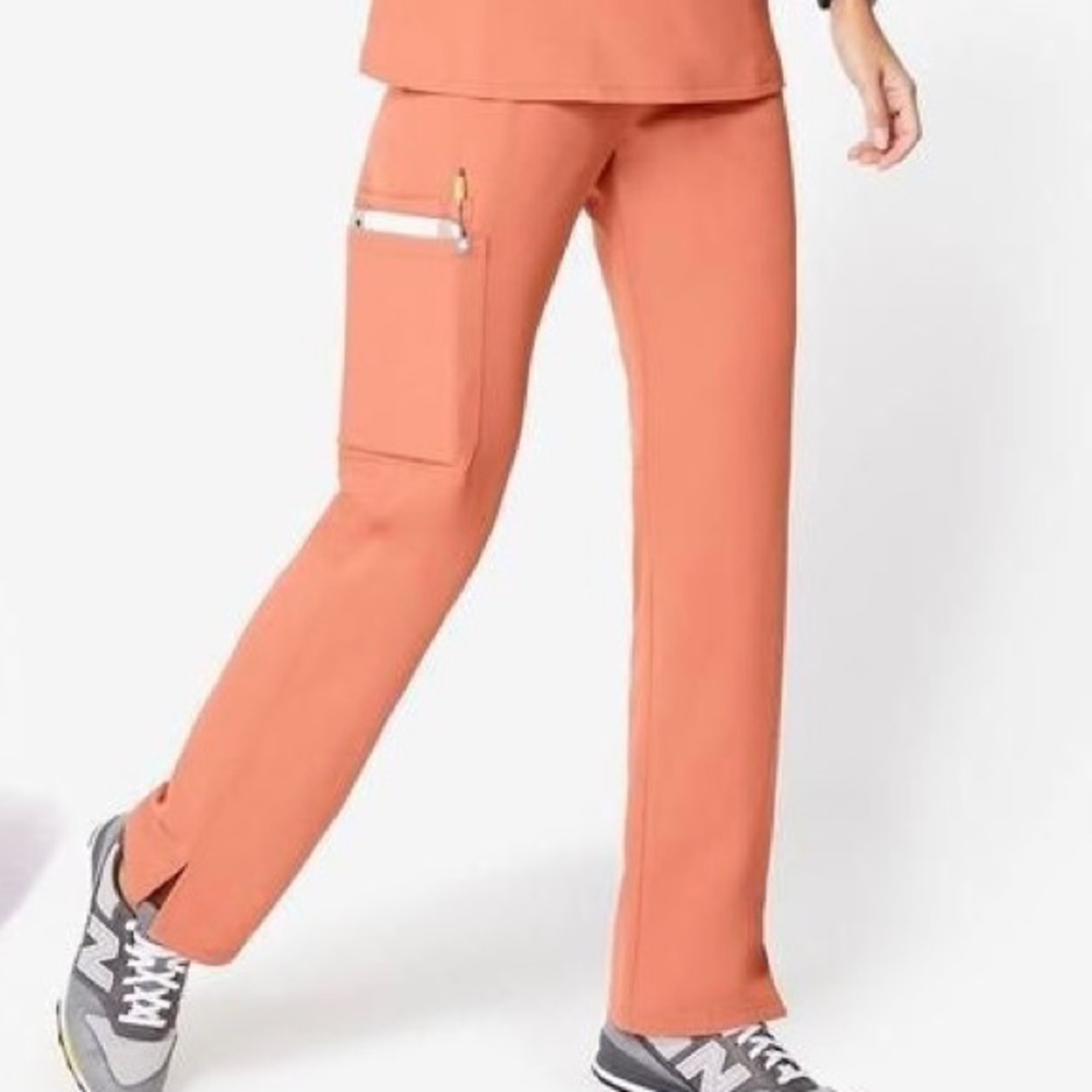 NWT Figs limited edition kade coral scrub pants